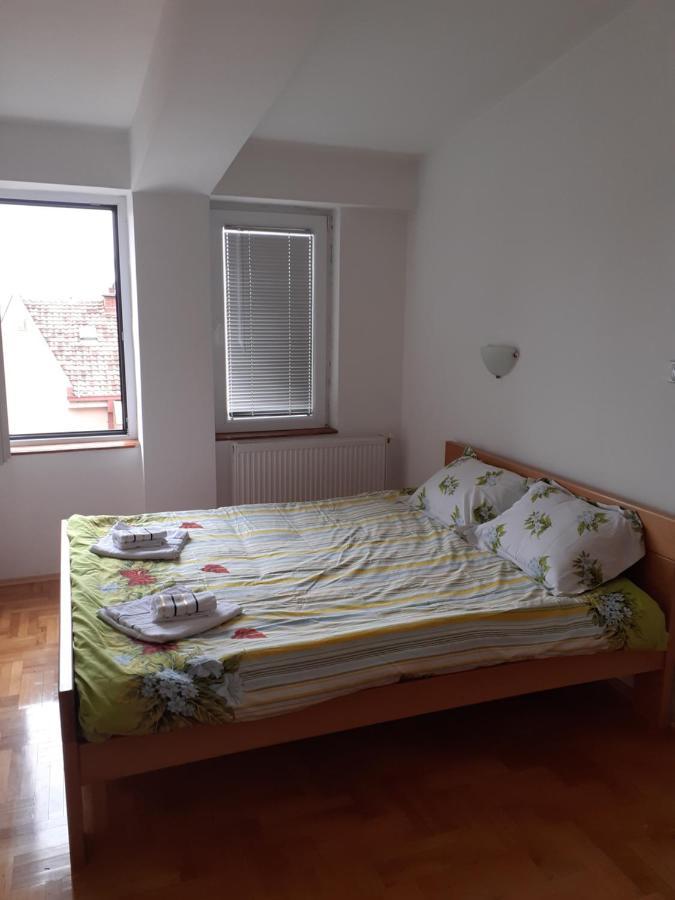 Ballet Apartament Skopje Exteriör bild