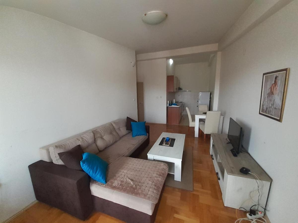 Ballet Apartament Skopje Exteriör bild